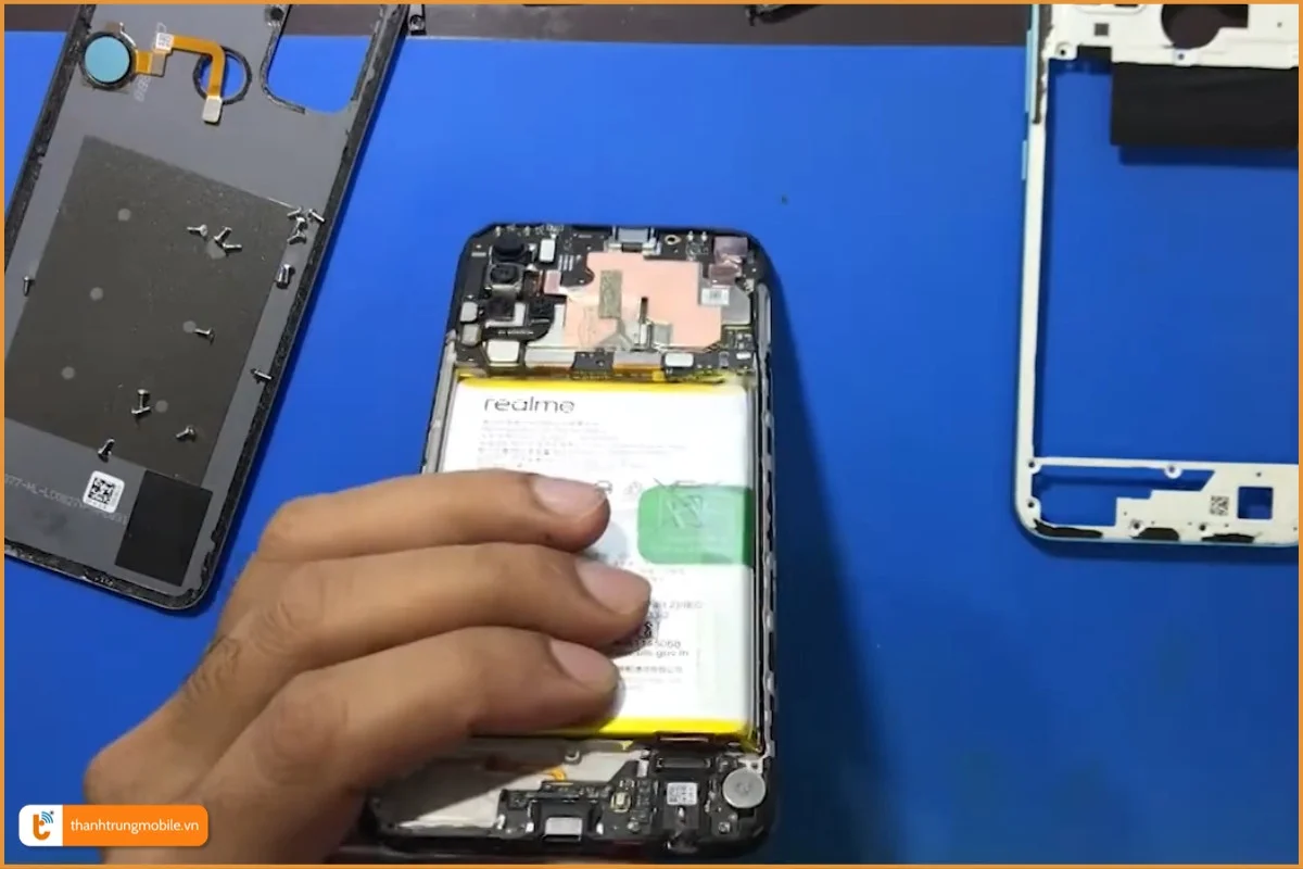 Thay chân sạc Realme C17 chính hãng