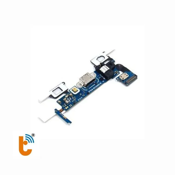 thay-chan-sac-samsung-j5