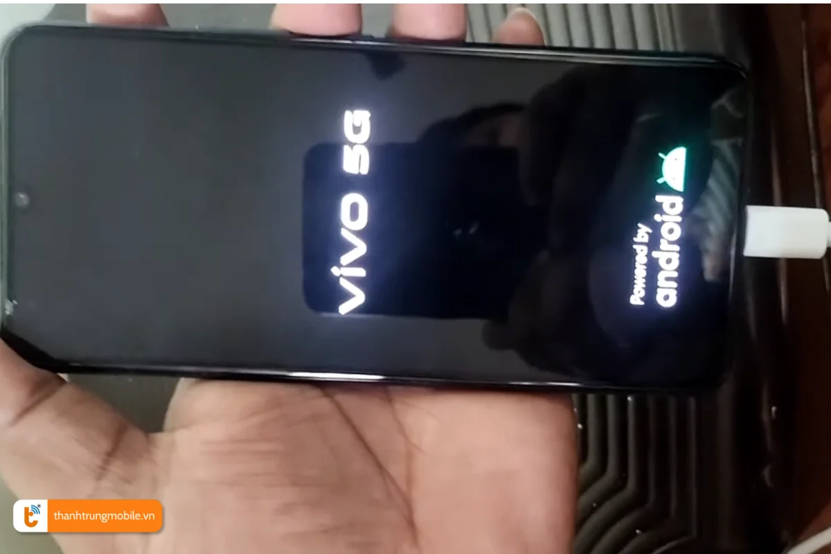 Tình trạng cắm sạc nhận sạc nhưng không vào pin ở Vivo V21