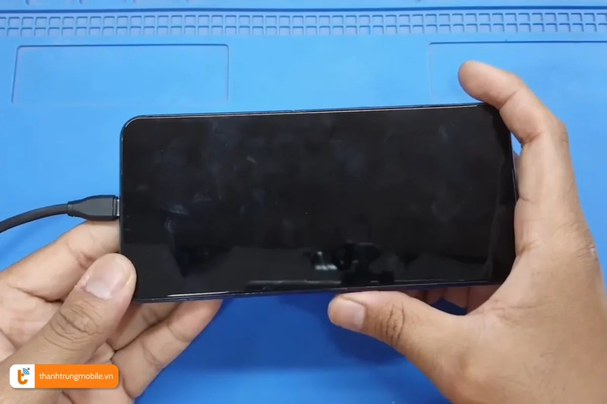 Tình trạng sạc không vào pin ở Vivo V15