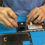 Cách tháo pin điện thoại Samsung tại nhà đúng cách, an toàn