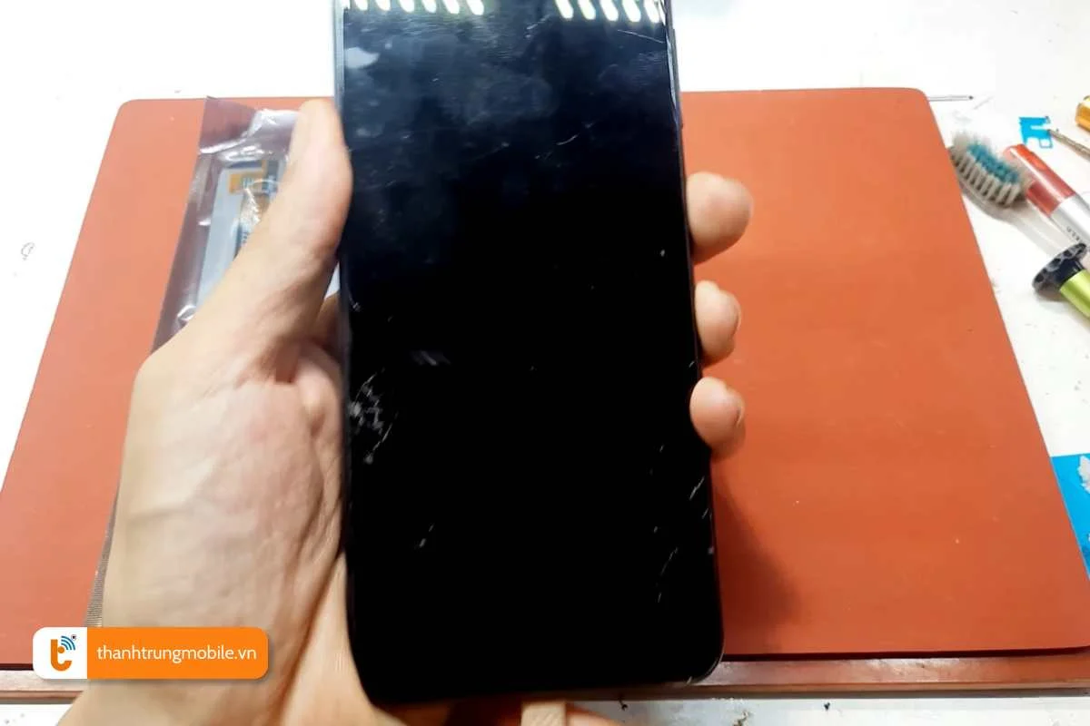 dau hieu dien thoai samsung m20 hong nguon