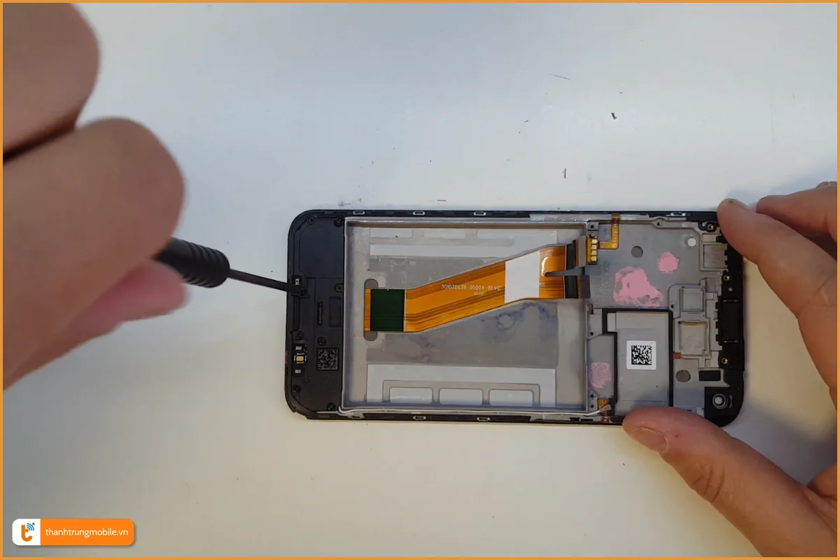 Quy trình thay màn hình Nokia 3.4