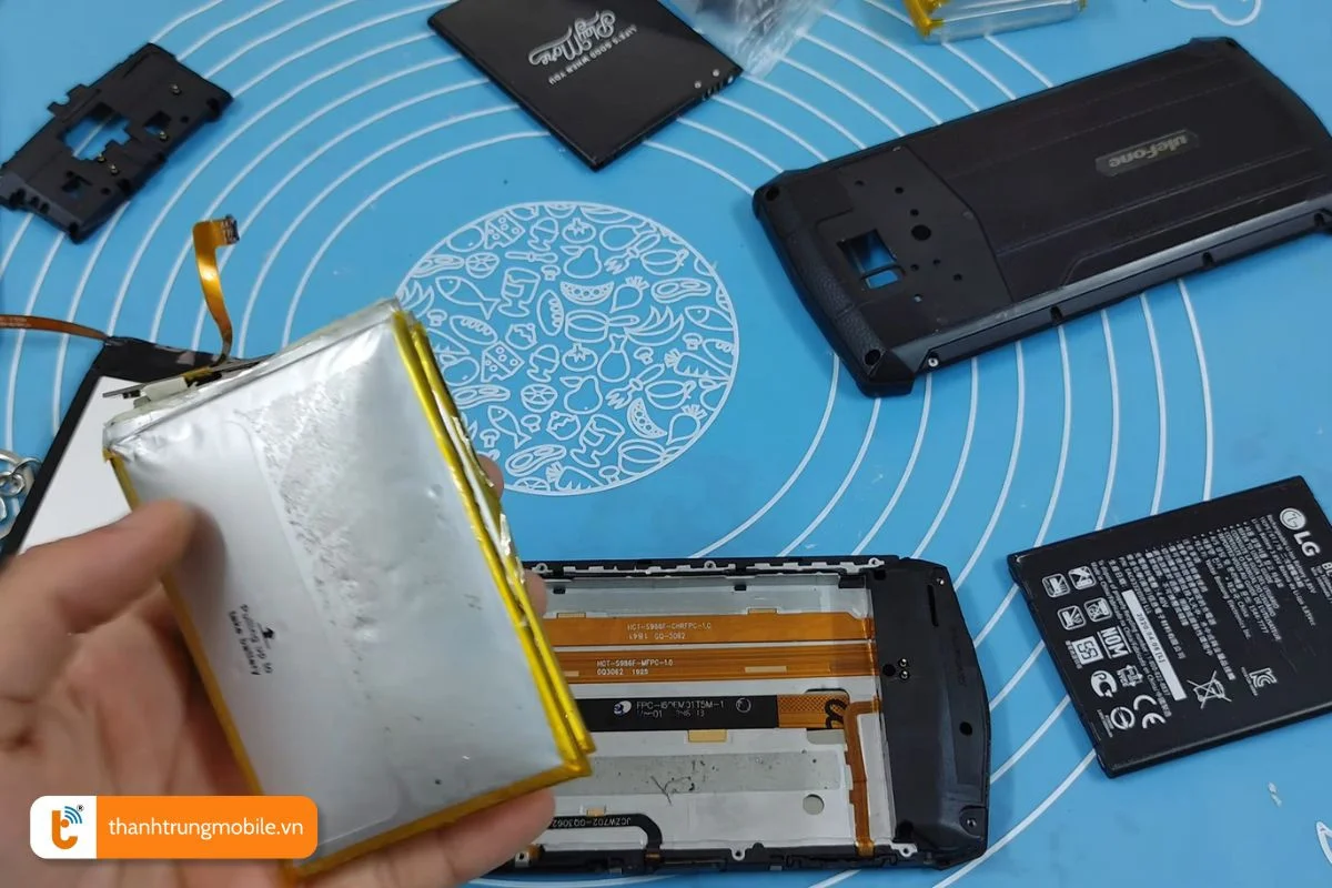 dien thoai samsung note 10 nhanh het pin do chai pin