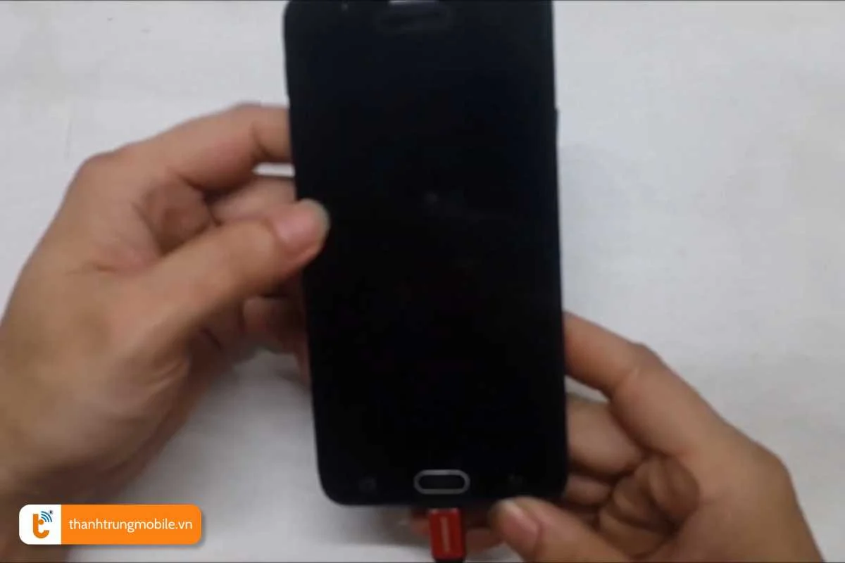 kiem tra pin va sac cua thiet bi samsung j7 prime