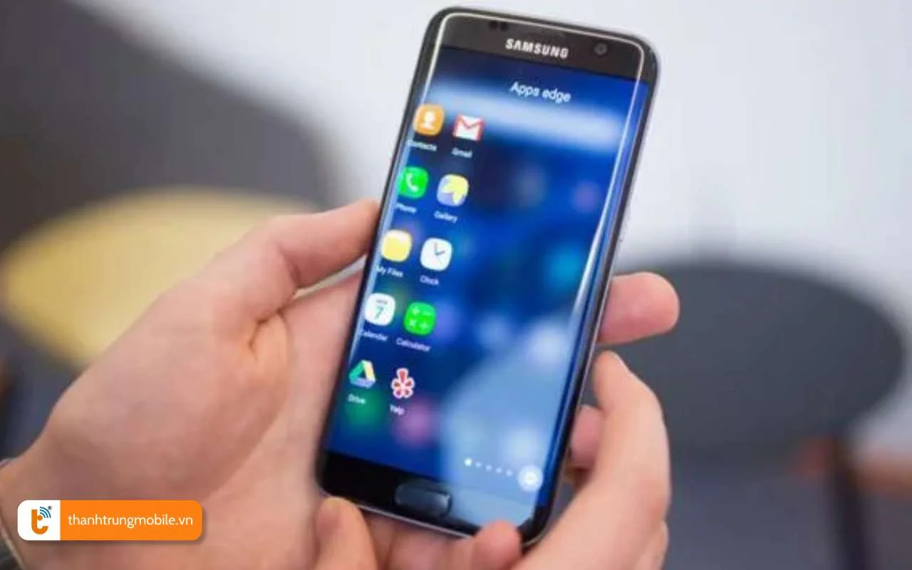 nguyen nhan khien samsung s7 edge hong ic nguon