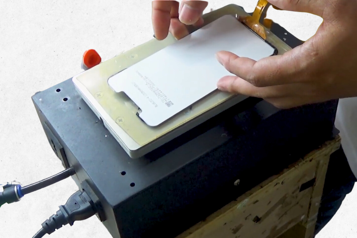 quy trình ép kính Vsmart Joy 1 tại Thành Trung Mobile