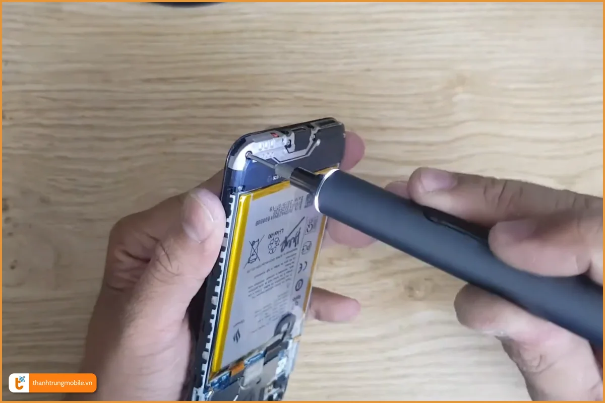 Quy trình thay chân sạc Vsmart Joy 2