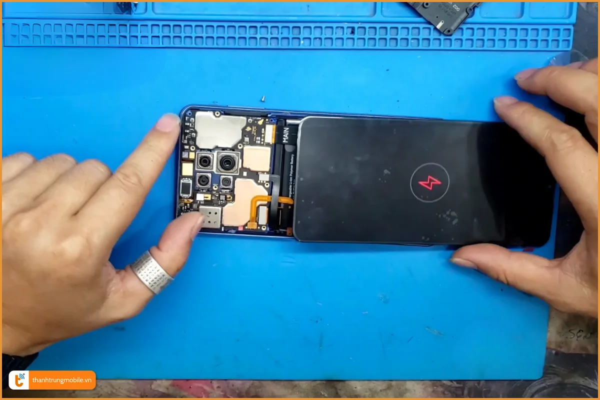 quy trình thay màn hình Vsmart Aris