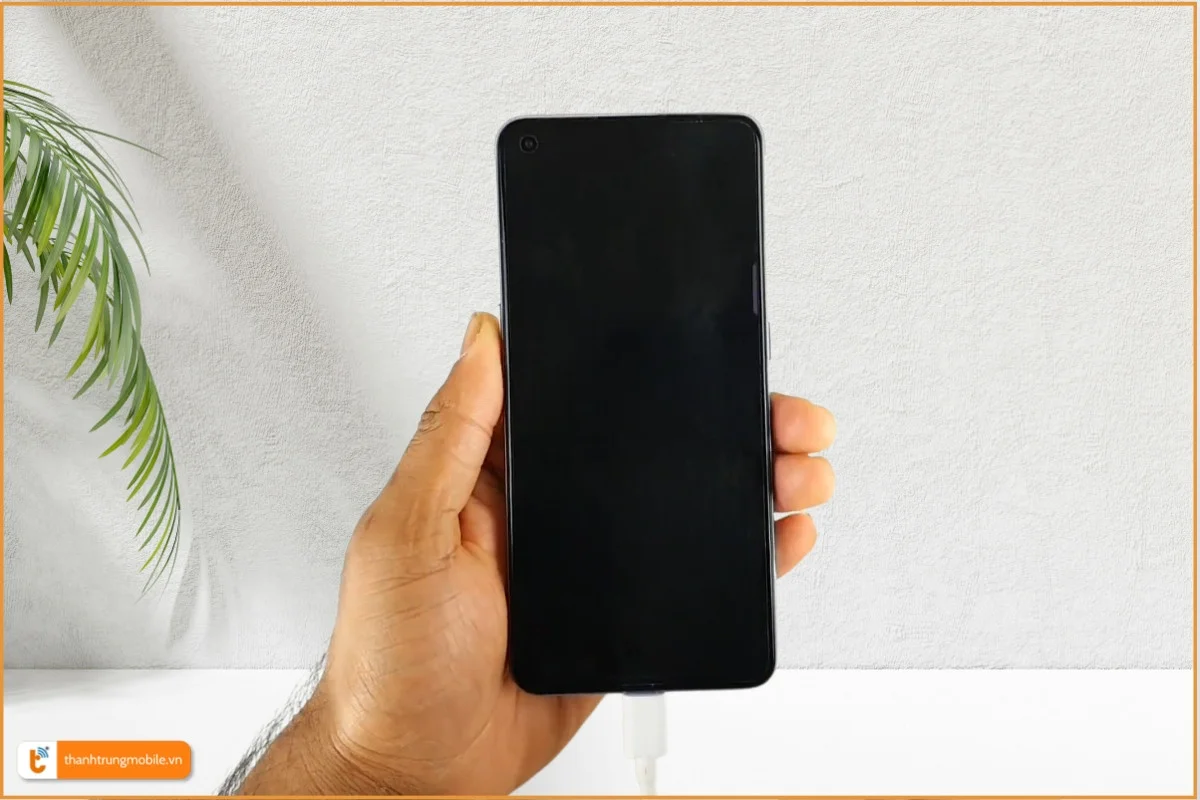 Realme Q3 5G không nhận sạc