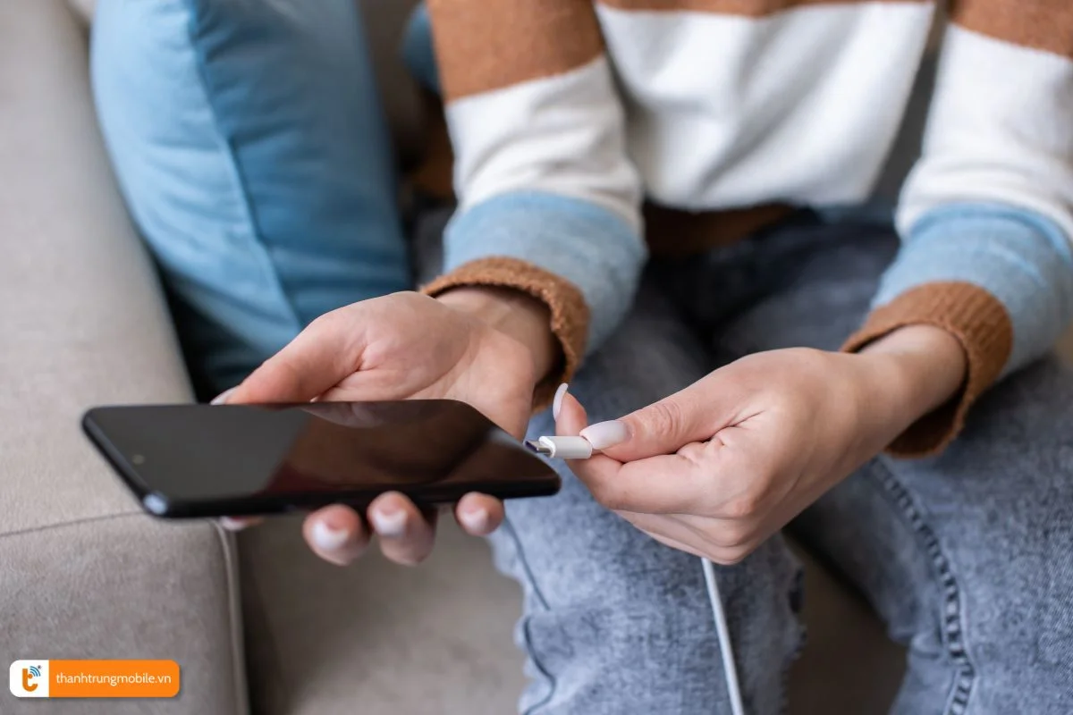 sạc điện thoại kém chất lượng