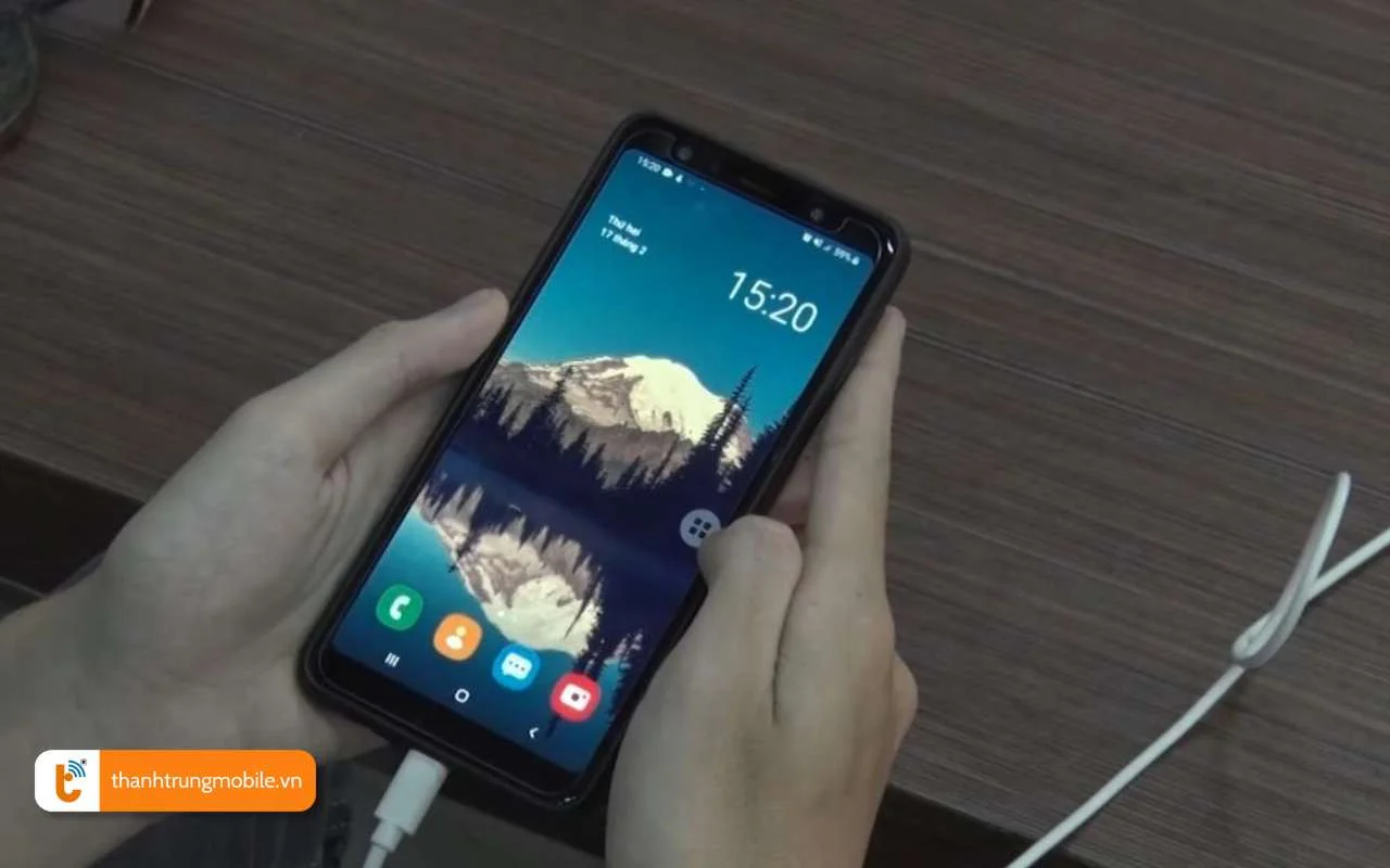 sac pin trong khi su dung thiet bi samsung