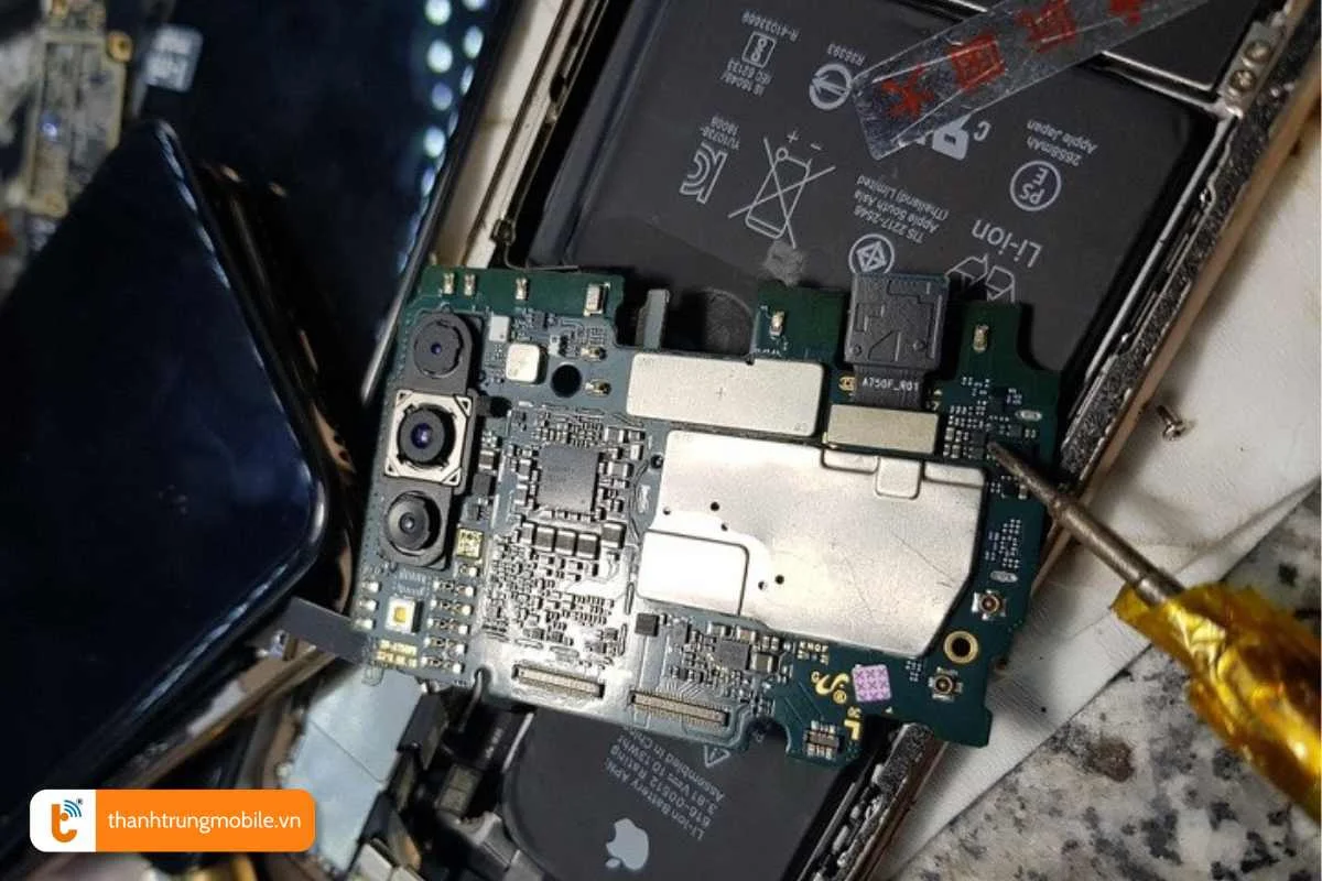 samsung a750 mat nguon do loi phan cung