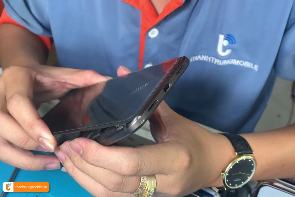 Thành Trung Mobile - trung tâm sửa chữa Samsung uy tín