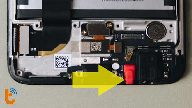 Một bước quy trình thay mic Vsmart Joy 2 Plus