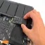 quy-trinh-thay-ssd-macbook-air-2017-nhanh-chong-tai-thanh-trung-mobile