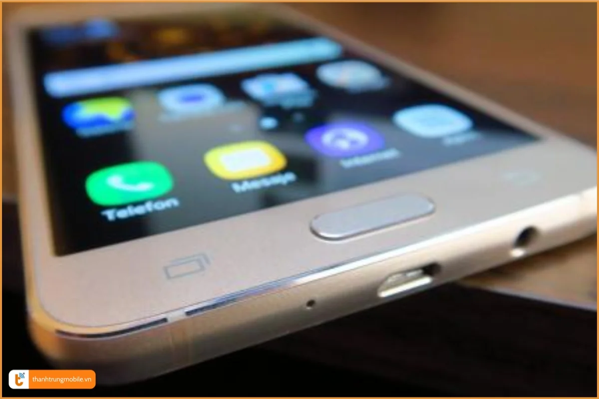 Thay chân sạc Samsung Galaxy J5