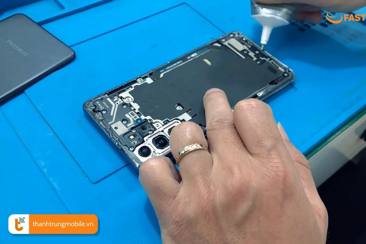 Thay loa Samsung Galaxy Note không làm mất dữ liệu