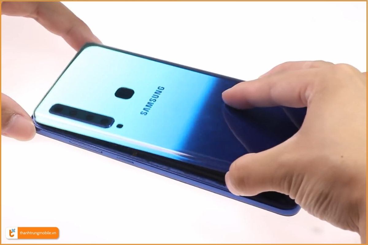 Thay nắp lưng Samsung Galaxy A9 2018