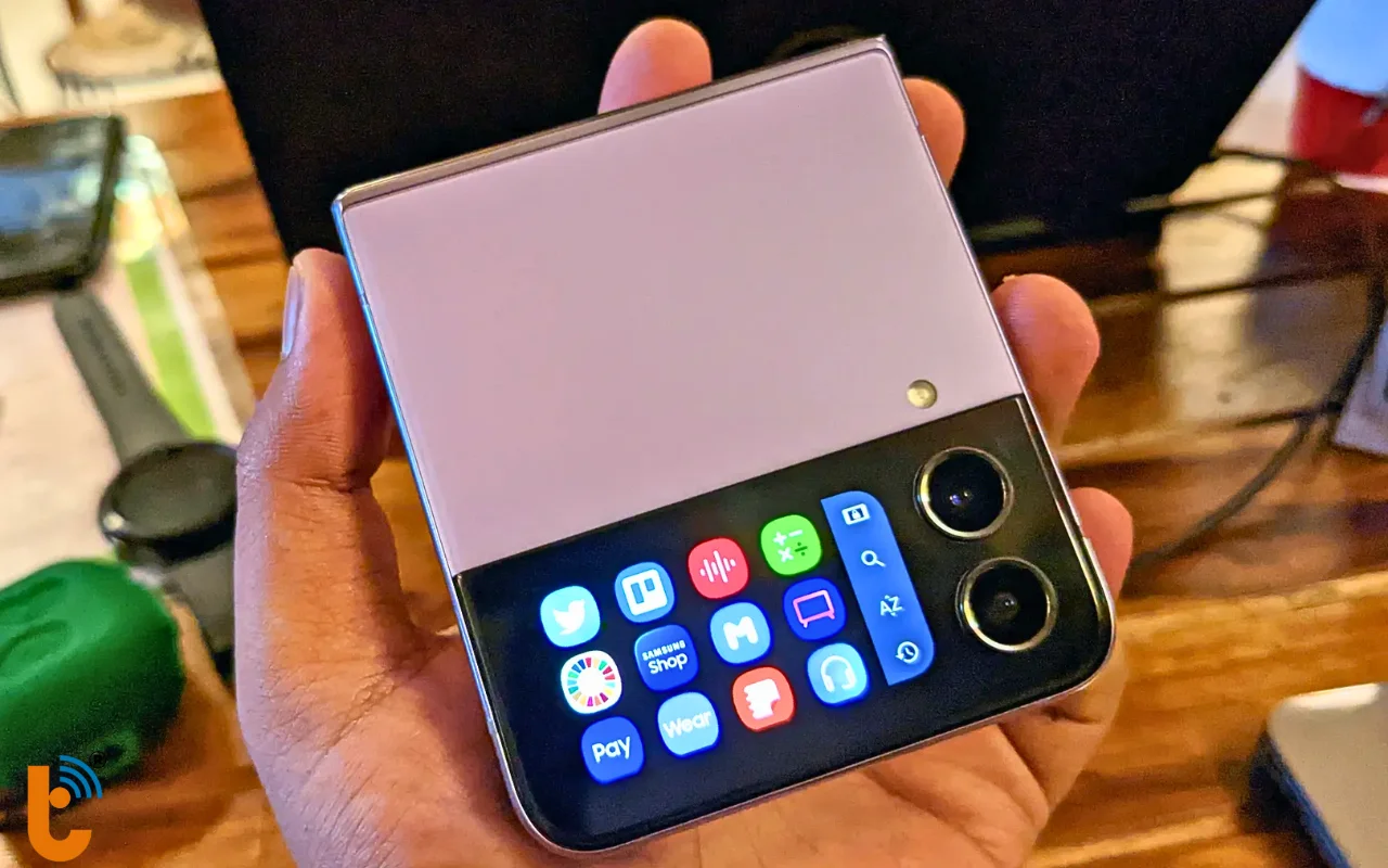 Unlock Samsung Z Flip 4 tại Thành Trung Mobile