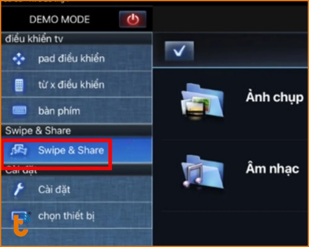 Vào mục Swipe & Share để bắt đầu trình chiếu hình ảnh hoặc video