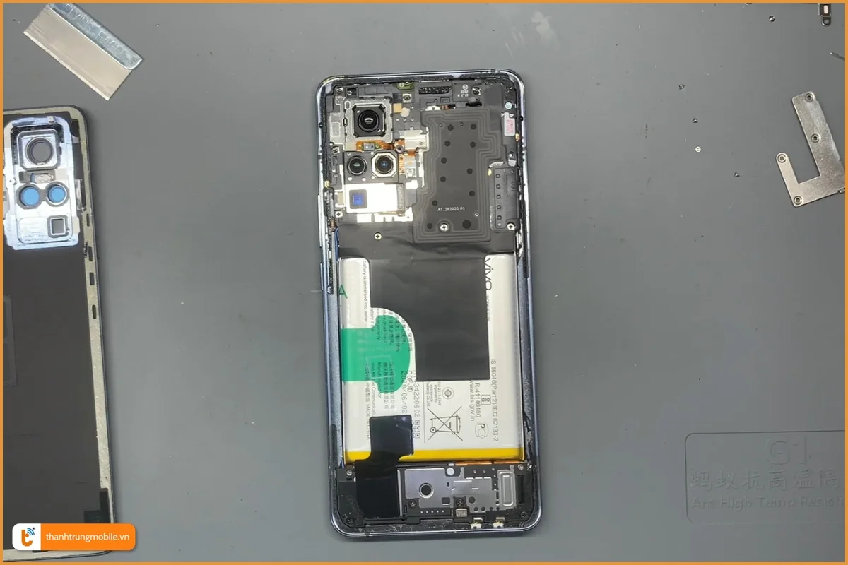 Pin Vivo X50 bị chai, phồng