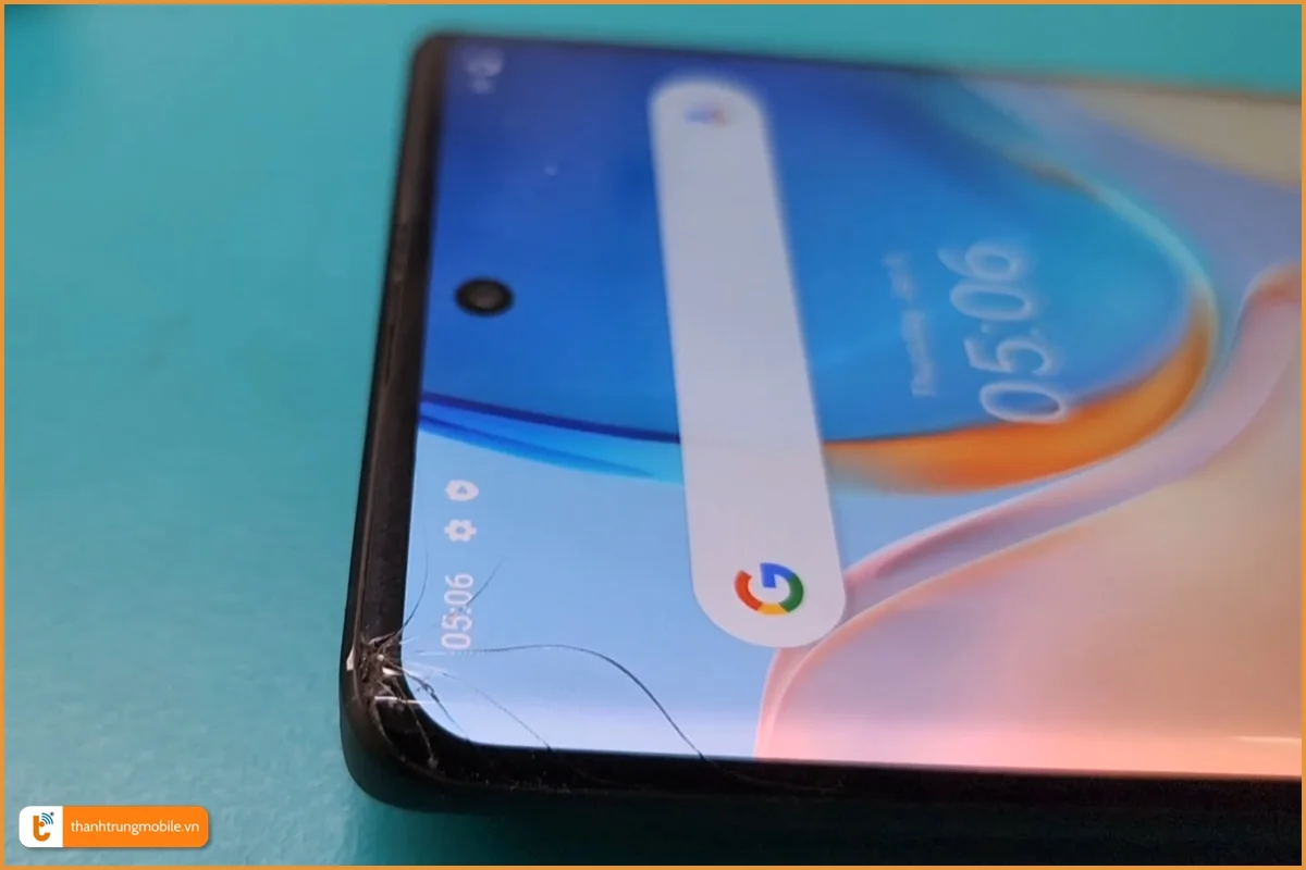 Vivo X70 nứt bể mặt kính